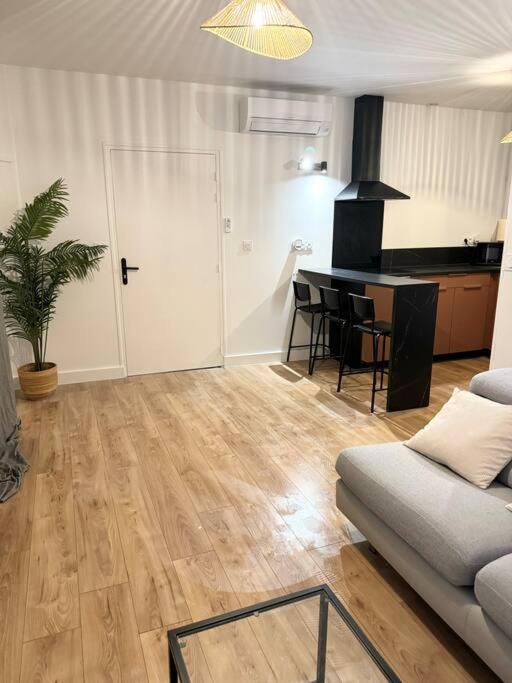 Appartement Eloi - 1 Chambre Mont-de-Marsan Zewnętrze zdjęcie